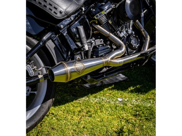 2-into-1 LaneSplitter Exhaust - Stainless Steel. Fits Softail 2018up Non-240 Rear Tyre Models. - Image 2