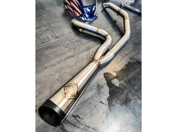 2-into-1 Cutback Exhaust - Stainless Steel with Black End Cap. Fits Touring 1995-2016