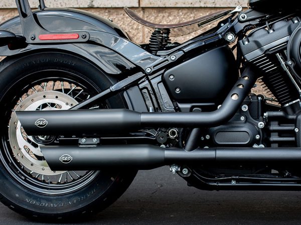 3-1/2in. Slash Cut Slip-On Mufflers - Black. Fits Softail Slim, Street Bob, Low Rider, Breakout & Fat Boy 2018up & Standard 2020up. - Image 3