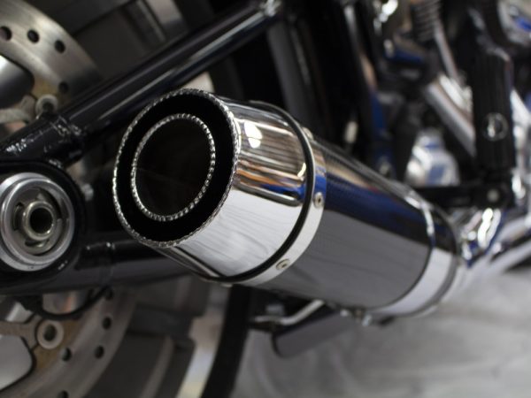 Bob Cat 2-into-1 Exhaust - Chrome with Carbon Fibre Sleeve Muffler. Fits Breakout & Fat Boy 2018up & FXDR 2019up. - Image 2