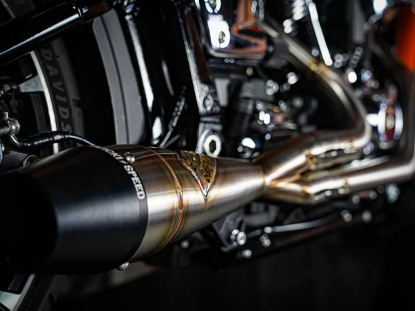 Shorty 2-into-1 Exhaust with Billet End Cap - Stainless. Fits Softail 2018up with 240 Rear Tyre. - Image 2