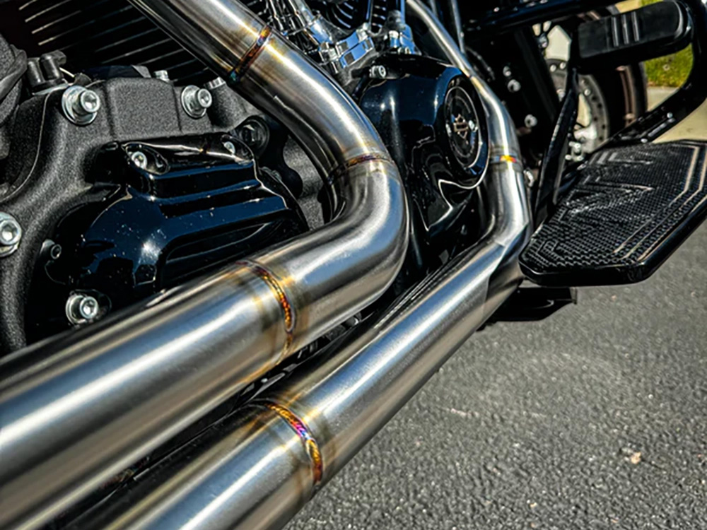 2-into-1 Elsinore Mid Length Exhaust - Stainless Steel. Fits Touring 2017up - Image 4