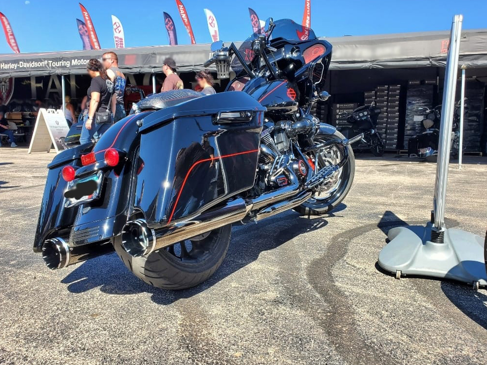 Dominator 2-into-2 Dual Exhaust - CVO Eclipse Black with Eclipse Black 4.5in. Mufflers. Fits Touring 2017up - Image 3