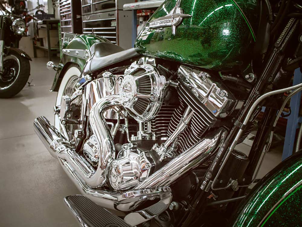 Fat Cat 2-into-1 Exhaust with Straight Muffler - Chrome. Fits Softail 1986-2017. D&D EXHAUST - Image 2