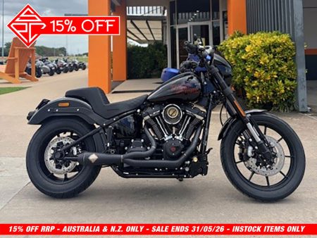 2-into-1 LaneSplitter Exhaust - Black Onyx. Fits Softail 2018up Non-240 Rear Tyre Models. SP Concepts EXHAUST