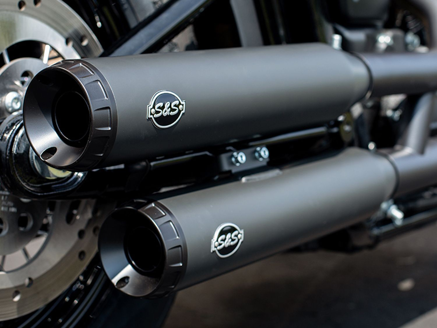 3-1/2in. Grand National Slip-On Mufflers - Black with Black End Caps. Fits Softail Slim, Street Bob, Standard & Low Rider Models 2018-2024 & Breakout & Fat Boy 2018up S&S - Image 3