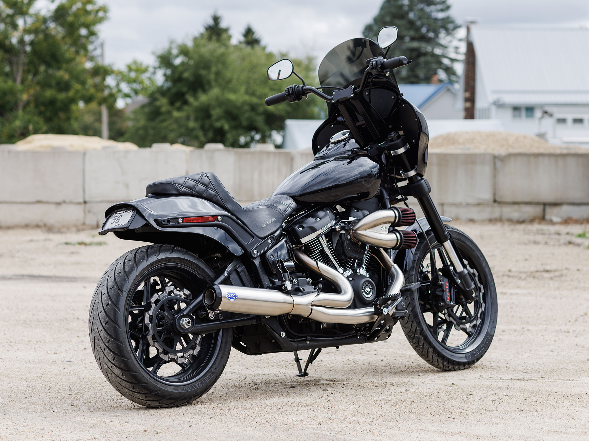 2-into-1 Qualifier Exhaust - Stainless Steel with Black End Cap. Fits Softail 2018up Non-240 Rear Tyre Models S&S - Image 2