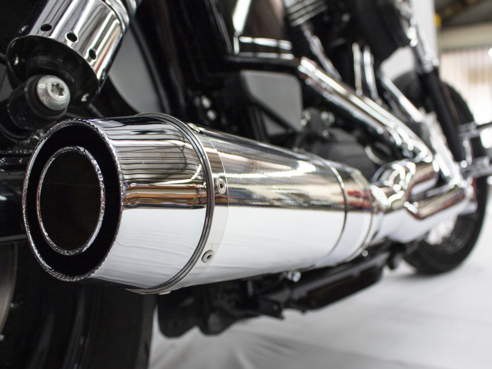 Bob Cat 2-into-1 Exhaust - Chrome with Aluminium Sleeve Muffler. Fits Dyna 2006-2017 D&D EXHAUST - Image 2