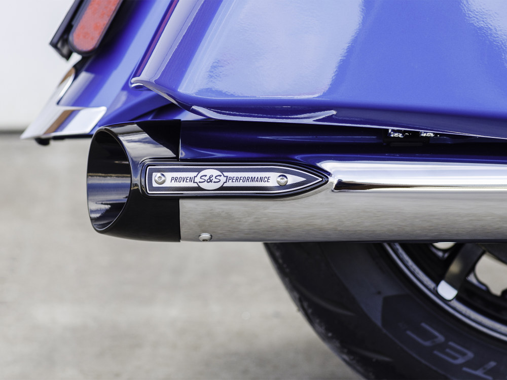 Broadhead 4in. Slip-On Mufflers - Chrome with Black End Caps. Fits Indian Big Twin 2014up with Hard Saddle Bags. S&S - Image 3