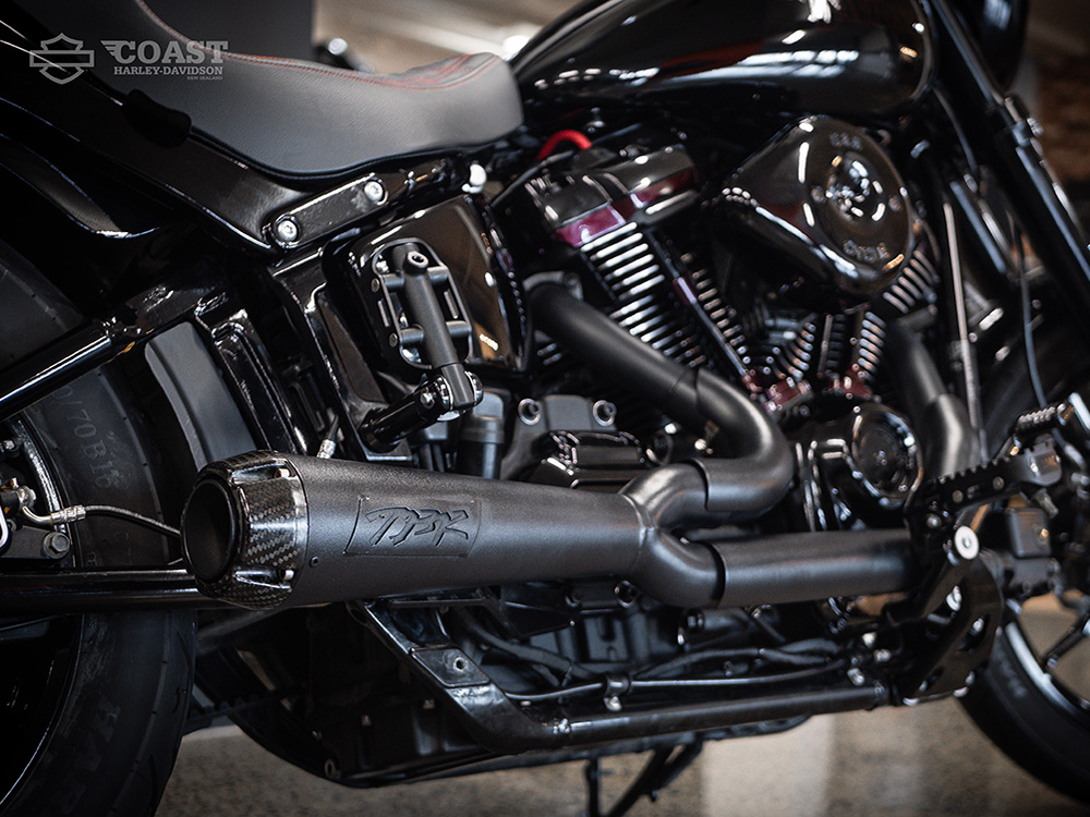Comp-S 2-into-1 Exhaust - Black with Carbon Fiber End Cap. Fits Softail 2018up with Non-240 Rear Tyre TWO BROTHERS RACING EXHAUST - Image 2