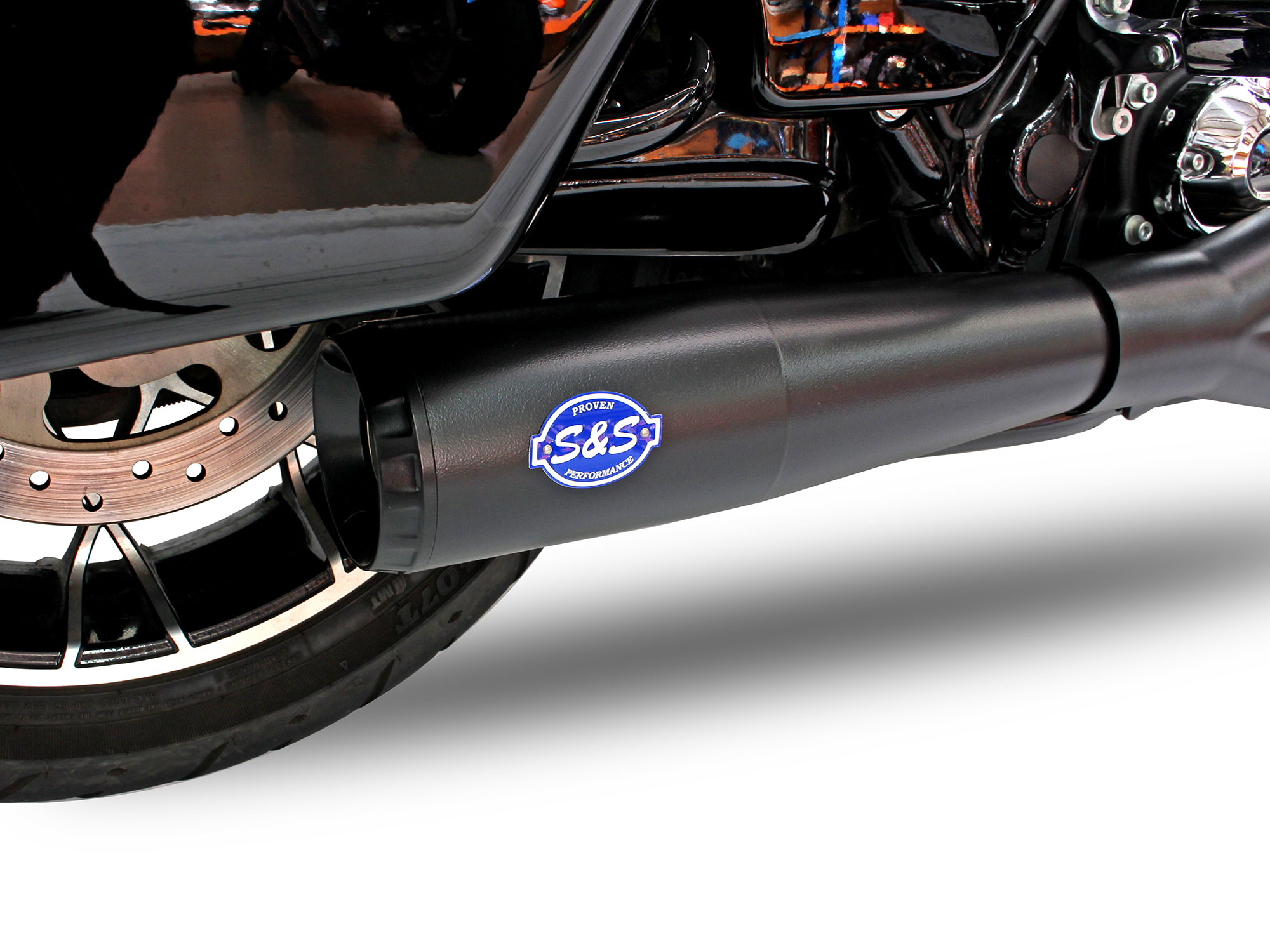 2-into-1 Diamondback Exhaust - Black with Black End Cap. Fits Touring 2017up. S&S - Image 3